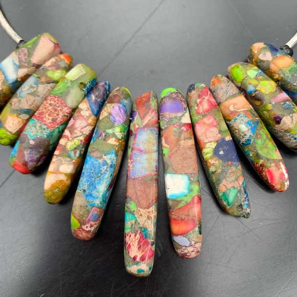 💕💎💕Multitone stone & silver necklace - Picture 3 of 3